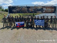 Spoluprca s partnerskou jednotkou Zeta Amphibious Raider Squadron op na Leti