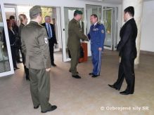 Velite SVaP rokoval s nmestnkom ministra obrany R 